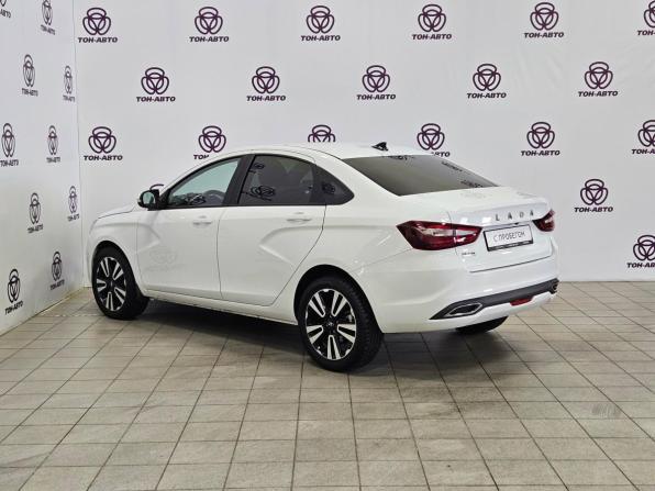 Lada (ВАЗ) Vesta I Рестайлинг (NG) с пробегом 2024 года, цена 1 258 000 рублей, 23569 км, седан, Автокод Объявления