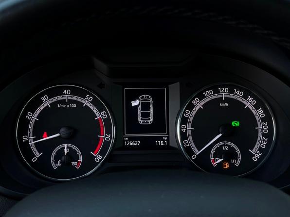 Skoda Octavia III (A7) Рестайлинг с пробегом 2019 года, цена 1 687 500 рублей, 126627 км, лифтбек, Автокод Объявления