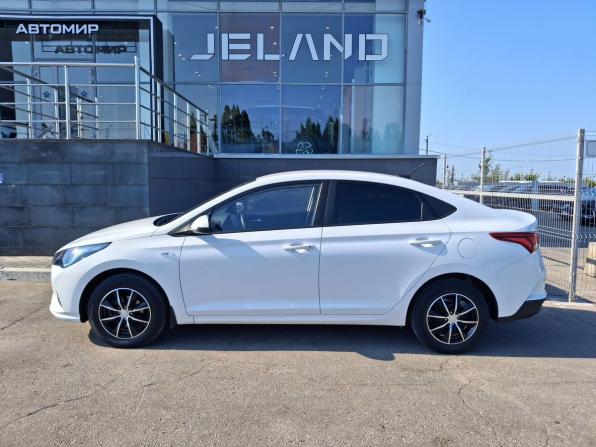Hyundai Solaris II Рестайлинг с пробегом 2021 года, цена 1 600 000 рублей, 72000 км, седан, Автокод Объявления