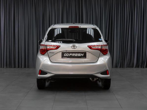 Toyota Vitz III (XP130) Рестайлинг 2 с пробегом 2017 года, цена 965 000 рублей, 122427 км, хэтчбек, Автокод Объявления