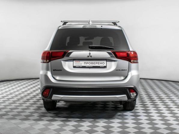 Mitsubishi Outlander III Рестайлинг 2 с пробегом 2017 года, цена 1 349 000 рублей, 128520 км, внедорожник, Автокод Объявления