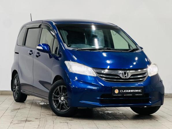 Honda Freed I Рестайлинг с пробегом 2012 года, цена 995 000 рублей, 175000 км, компактвэн, Автокод Объявления