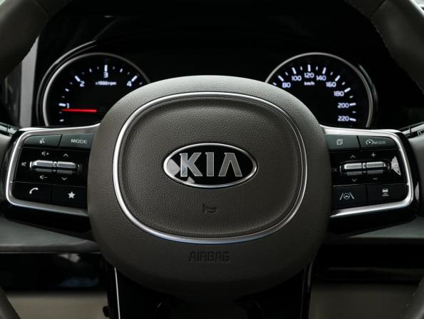 Kia Carnival IV с пробегом 2021 года, цена 3 959 000 рублей, 44639 км, минивэн, Автокод Объявления