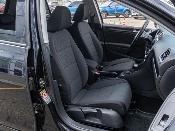 Volkswagen Golf VI с пробегом 2009 года, цена 810 000 рублей, 267476 км, хэтчбек, Автокод Объявления