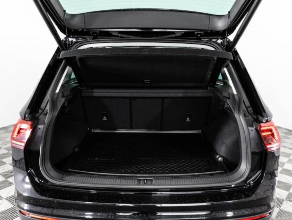Volkswagen Tiguan II с пробегом 2019 года, цена 3 275 000 рублей, 62658 км, внедорожник, Автокод Объявления