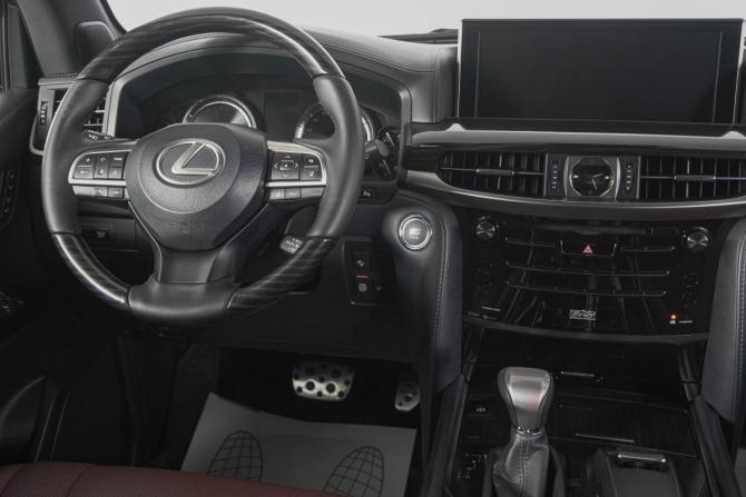 Lexus LX III Рестайлинг с пробегом 2018 года, цена 8 699 000 рублей, 186650 км, внедорожник, Автокод Объявления