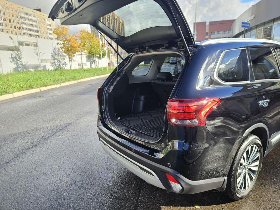 Mitsubishi Outlander III Рестайлинг 3 Санкт-Петербург  - изображение 8