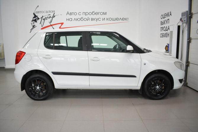 Skoda Fabia II Рестайлинг с пробегом 2012 года, цена 549 000 рублей, 125000 км, хэтчбек, Автокод Объявления