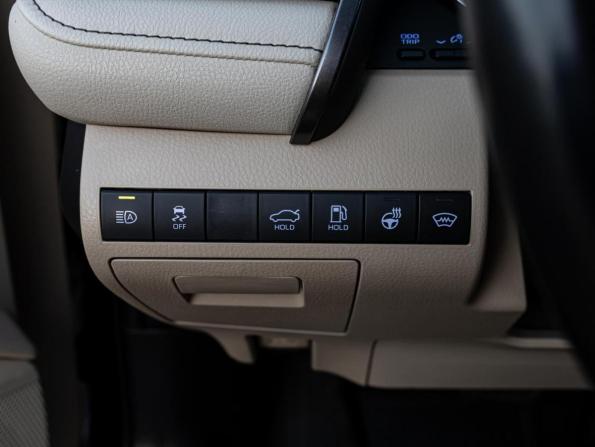 Toyota Camry VIII (XV70) Рестайлинг с пробегом 2021 года, цена 3 150 000 рублей, 89295 км, седан, Автокод Объявления