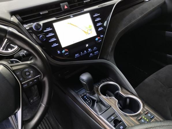 Toyota Camry VIII (XV70) с пробегом 2018 года, цена 2 150 000 рублей, 244911 км, седан, Автокод Объявления