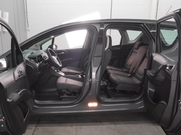 Opel Meriva B с пробегом 2011 года, цена 669 000 рублей, 247717 км, компактвэн, Автокод Объявления
