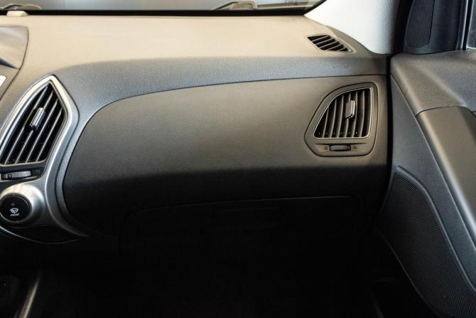 Hyundai ix35 I Рестайлинг с пробегом 2014 года, цена 1 400 000 рублей, 161878 км, внедорожник, Автокод Объявления