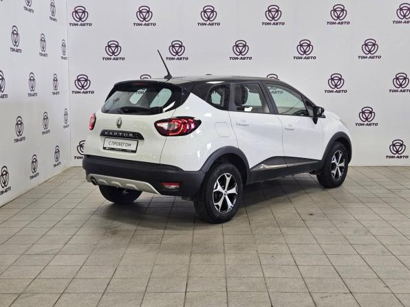 Renault Kaptur I Рестайлинг с пробегом 2021 года, цена 1 539 000 рублей, 84232 км, внедорожник, Автокод Объявления