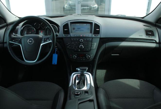 Opel Insignia I с пробегом 2013 года, цена 1 300 000 рублей, 161645 км, седан, Автокод Объявления