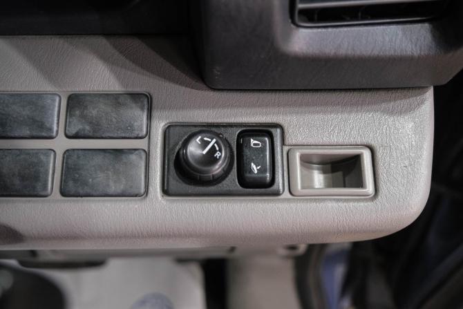 Nissan Serena II (C24) с пробегом 2000 года, цена 399 000 рублей, 378164 км, минивэн, Автокод Объявления