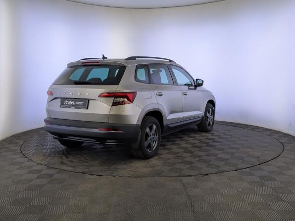 Skoda Karoq I с пробегом 2020 года, цена 2 300 000 рублей, 82932 км, внедорожник, Автокод Объявления