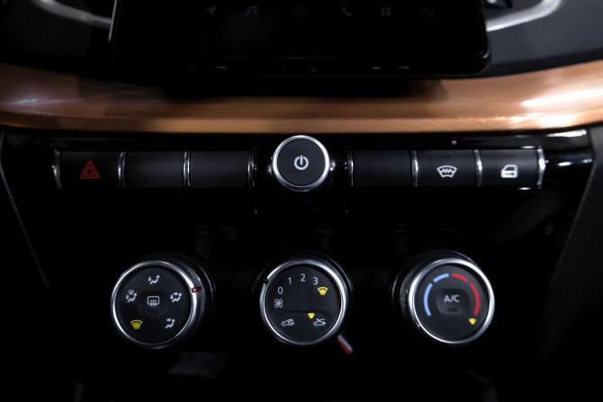 Lada (ВАЗ) Vesta I Рестайлинг (NG) с пробегом 2024 года, цена 1 479 000 рублей, 27000 км, универсал, Автокод Объявления