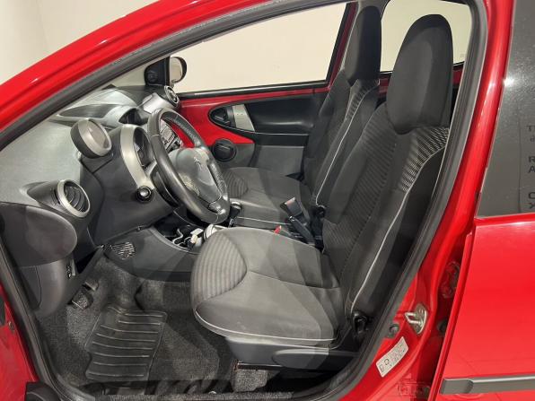 Peugeot 107 I Рестайлинг 2 с пробегом 2012 года, цена 590 000 рублей, 141000 км, хэтчбек, Автокод Объявления