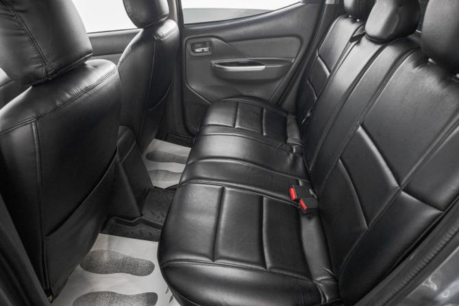 Mitsubishi L200 V с пробегом 2016 года, цена 1 999 000 рублей, 218000 км, offers.body_type.unknown, Автокод Объявления