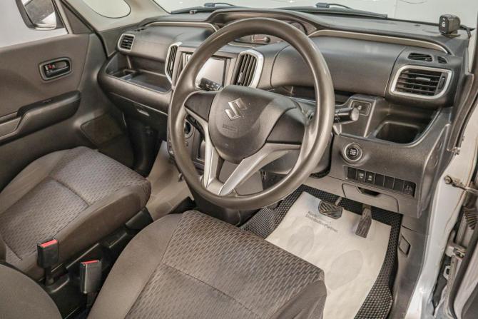 Suzuki Solio III с пробегом 2017 года, цена 889 000 рублей, 68000 км, микровэн, Автокод Объявления