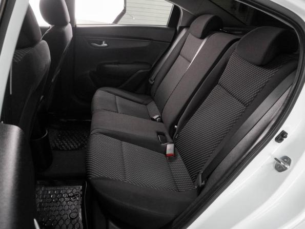 Kia Rio IV с пробегом 2018 года, цена 1 349 000 рублей, 154373 км, седан, Автокод Объявления