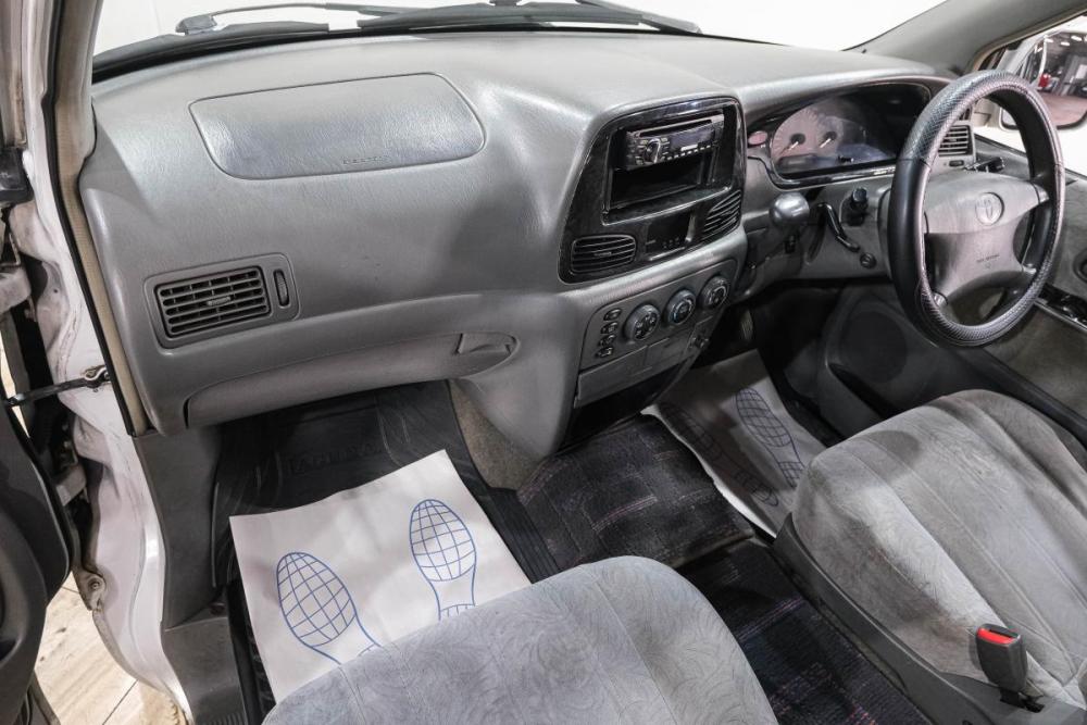 Toyota Noah IV (R90) Новокузнецк  - изображение 14