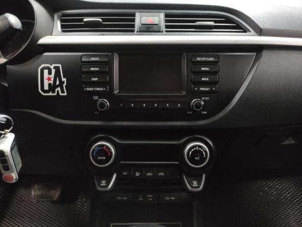 Kia Rio IV с пробегом 2018 года, цена 1 285 000 рублей, 121528 км, седан, Автокод Объявления