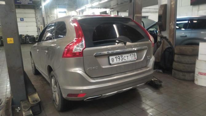 Volvo XC60 I Рестайлинг с пробегом 2013 года, цена 1 490 000 рублей, 256389 км, внедорожник, Автокод Объявления