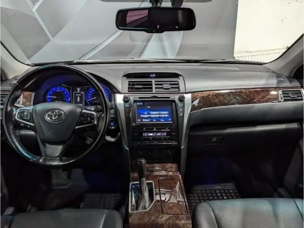 Toyota Camry VII (XV50) Рестайлинг с пробегом 2016 года, цена 2 200 000 рублей, 106500 км, седан, Автокод Объявления