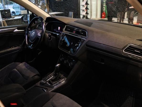 Volkswagen Tiguan II с пробегом 2020 года, цена 2 790 000 рублей, 121078 км, внедорожник, Автокод Объявления