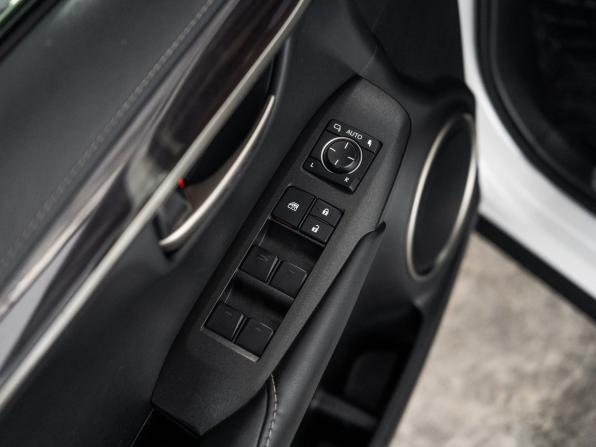 Lexus NX I с пробегом 2014 года, цена 3 000 500 рублей, 176288 км, внедорожник, Автокод Объявления