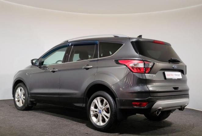 Ford Kuga II Рестайлинг с пробегом 2018 года, цена 1 290 000 рублей, 283835 км, внедорожник, Автокод Объявления
