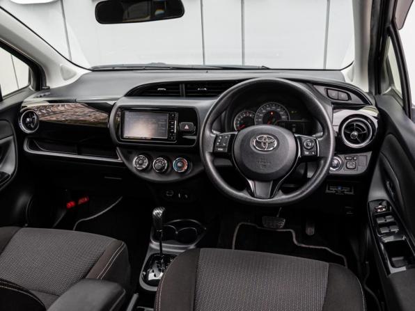 Toyota Vitz III (XP130) Рестайлинг 2 с пробегом 2019 года, цена 1 198 000 рублей, 86004 км, хэтчбек, Автокод Объявления