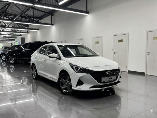 Hyundai Solaris II Рестайлинг с пробегом 2020 года, цена 1 595 000 рублей, 86464 км, седан, Автокод Объявления