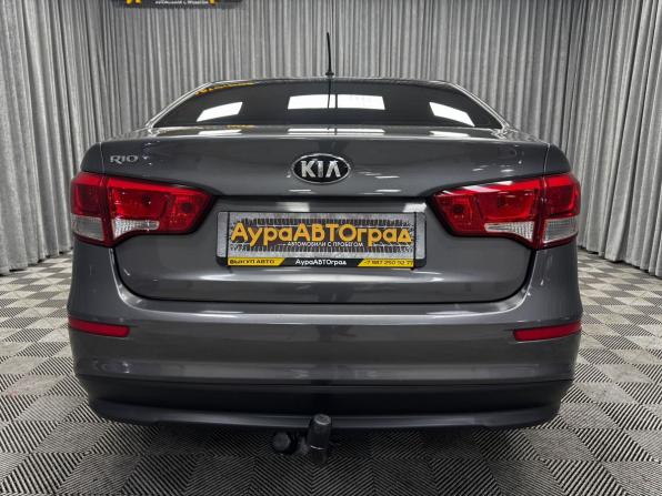 Kia Rio III Рестайлинг с пробегом 2015 года, цена 888 000 рублей, 194916 км, седан, Автокод Объявления