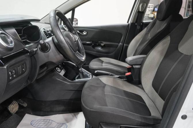 Renault Kaptur I Рестайлинг с пробегом 2021 года, цена 1 667 000 рублей, 63000 км, внедорожник, Автокод Объявления