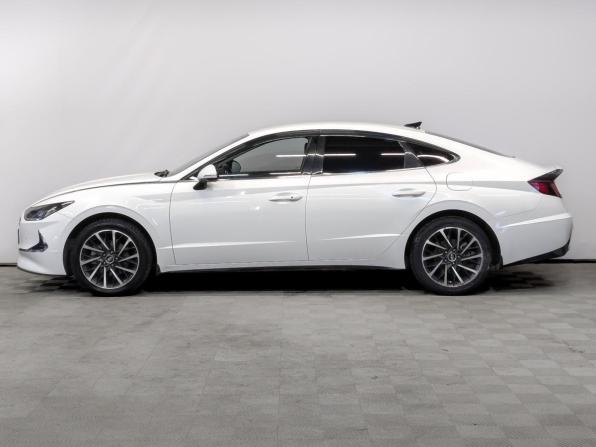 Hyundai Sonata VIII (DN8) с пробегом 2022 года, цена 2 490 000 рублей, 107943 км, седан, Автокод Объявления