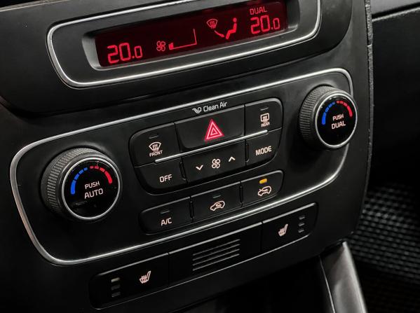 Kia Sorento II Рестайлинг с пробегом 2013 года, цена 1 750 500 рублей, 231862 км, внедорожник, Автокод Объявления