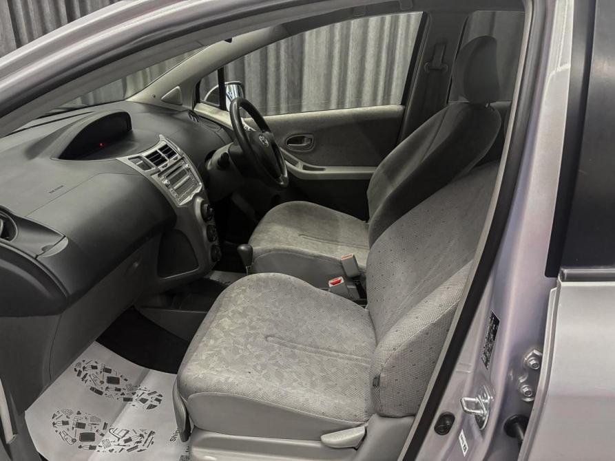 Toyota Vitz II (XP90) Красноярск  - изображение 12