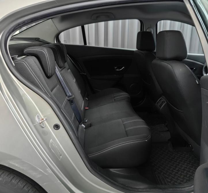 Renault Fluence I Рестайлинг Москва  - изображение 10