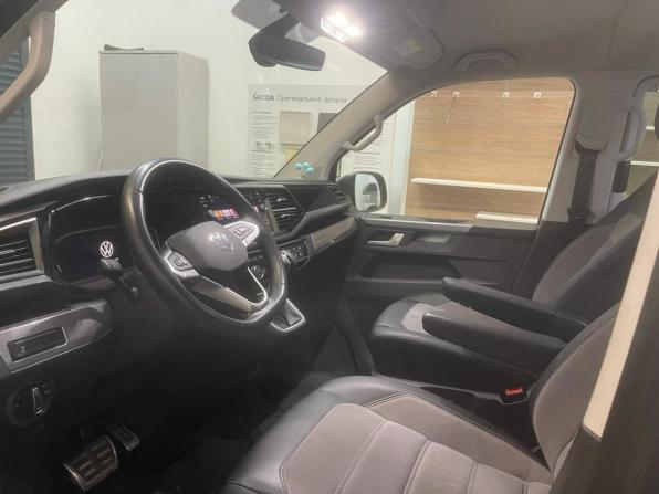 Volkswagen Multivan T6 Рестайлинг с пробегом 2022 года, цена 8 790 000 рублей, 28236 км, минивэн, Автокод Объявления