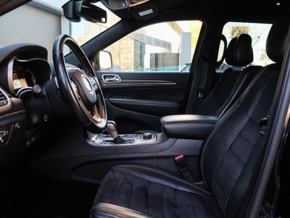 Jeep Grand Cherokee IV (WK2) Рестайлинг с пробегом 2016 года, цена 2 995 000 рублей, 119500 км, внедорожник, Автокод Объявления