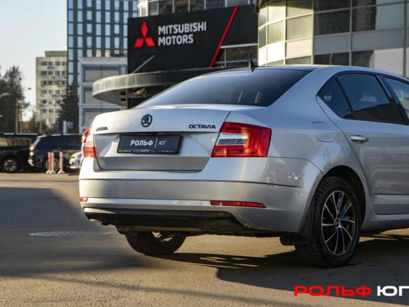 Skoda Octavia III (A7) с пробегом 2017 года, цена 1 548 000 рублей, 180476 км, лифтбек, Автокод Объявления