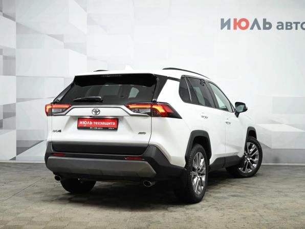 Toyota RAV4 V (XA50) с пробегом 2021 года, цена 3 990 000 рублей, 68152 км, внедорожник, Автокод Объявления