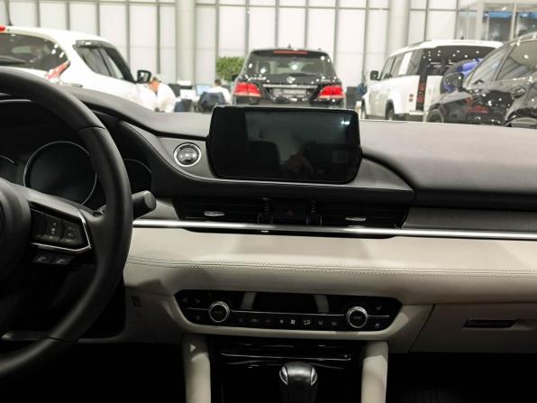Mazda 6 III (GJ) Рестайлинг 2 с пробегом 2021 года, цена 3 099 000 рублей, 46347 км, седан, Автокод Объявления