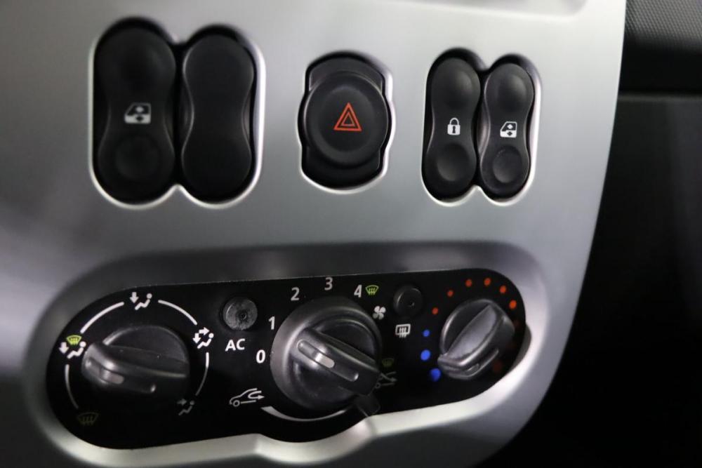Renault Sandero I Нижний Новгород  - изображение 16