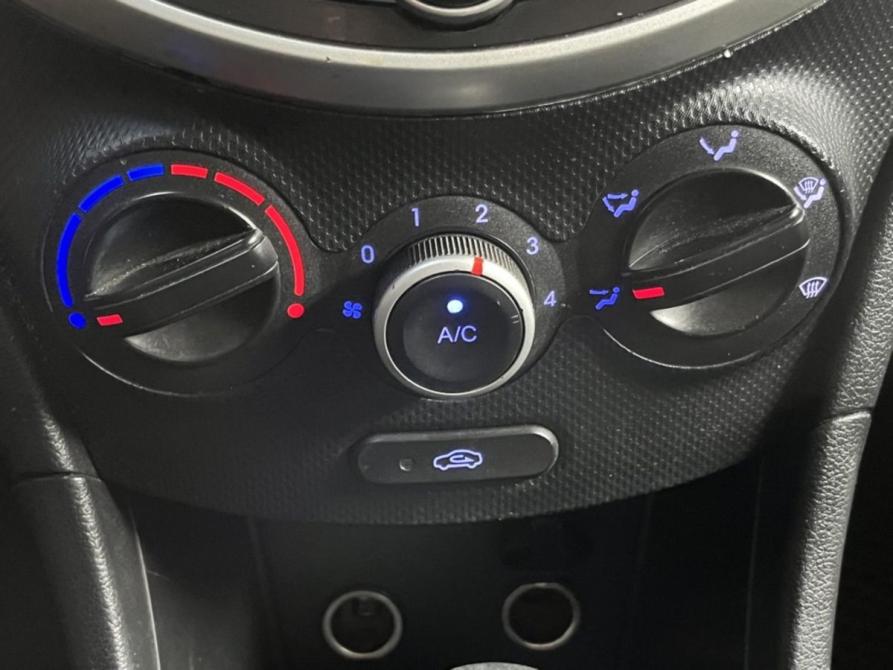 Hyundai Solaris I Курск  - изображение 12