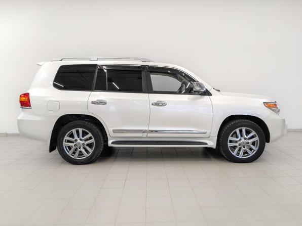 Toyota Land Cruiser 200 Series Рестайлинг 1 с пробегом 2012 года, цена 4 315 000 рублей, 129010 км, внедорожник, Автокод Объявления