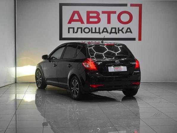 Kia Ceed I Рестайлинг с пробегом 2011 года, цена 699 000 рублей, 208031 км, хэтчбек, Автокод Объявления
