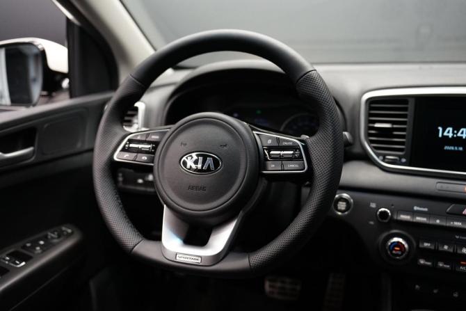 Kia Sportage IV Рестайлинг с пробегом 2020 года, цена 2 940 000 рублей, 80000 км, внедорожник, Автокод Объявления